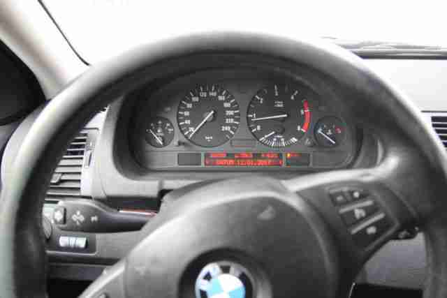 BMW X5 3.0