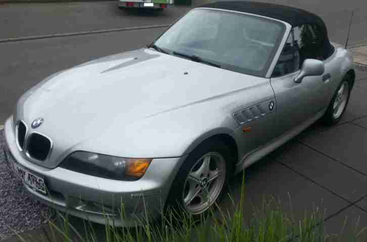 BMW Z3 1,8 Roadster Cabrio silber metallic Leder schwarz 85000km mit Garantie