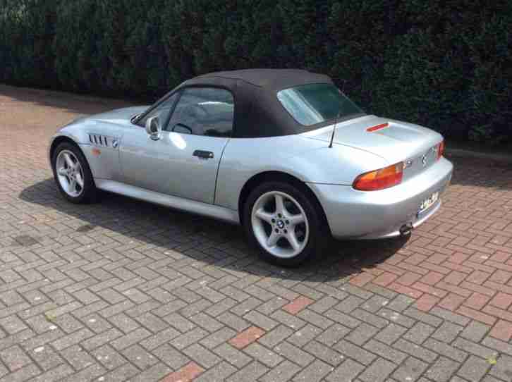 BMW Z3 Roadster 1.Hand org. 88800 km, Titansilbermet. 1,9 Ltr. 103 kW/ 140 PS