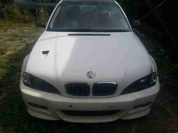 BMW e46 325i Limosine 115tkm 192PS EZ2001 LEDER+XENON+PDC+18"+M Paket+SHZ+Tuning