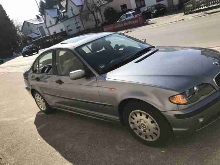 BMW318i E46 Mit Navigation und Parkhelfer Baujahr 09.2004
