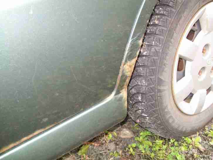 Bastlerfahrzeug und Ersatzteillager!