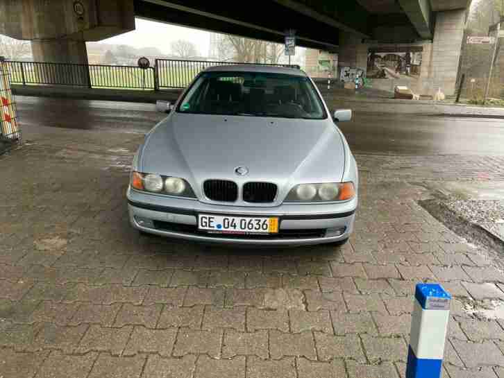 Bmw 523i Limousine TÜV Inspektion Neu unfallfrei