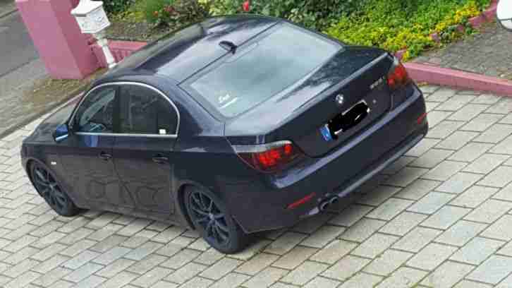 Bmw e60 525i Automatik Leder Schiebedach AHK gepflegt