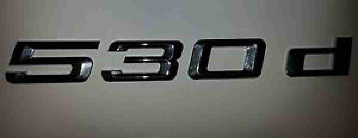 Bmw schriftzug 530d