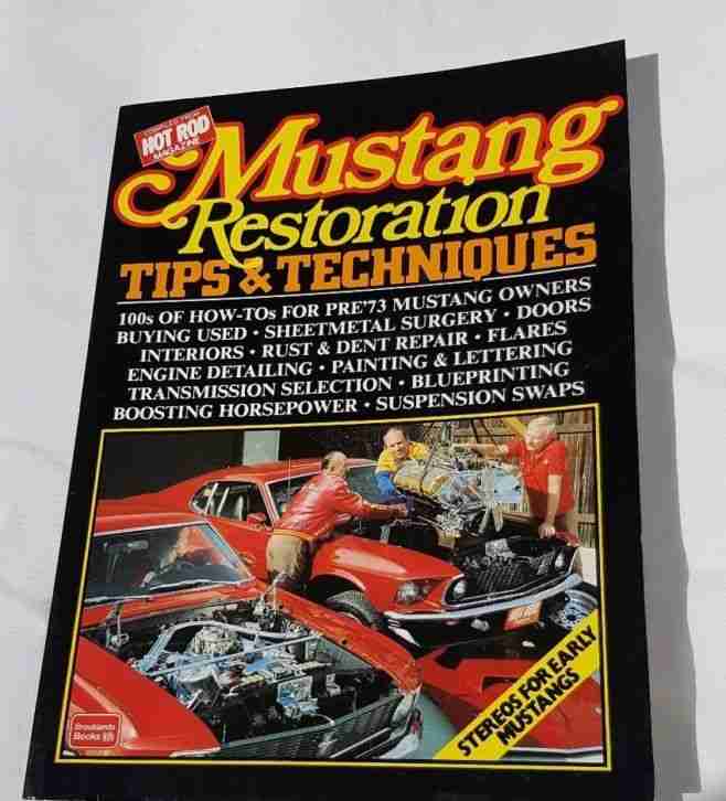 Buch Ratgeber Mustang Restoration & Technik Tips vom Magazine HOT ROD 165 Seiten