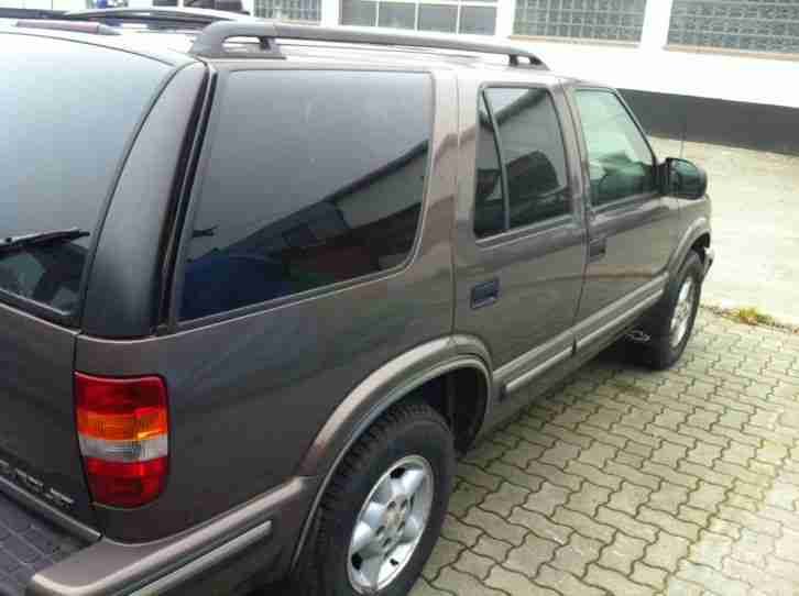 CHEVROLET BLAZER 4