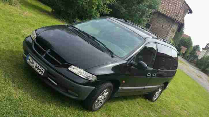 CHRYSLER VOYAGER LE Automatik 3, 3l VAN mit