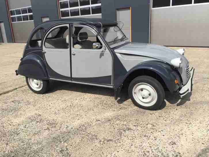 CITROEN Ente 2 CV 6 Club Charlston gerade