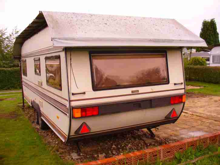 Campingwagen Wohnwagen Hobby Prestige 600 mit Schutzdach