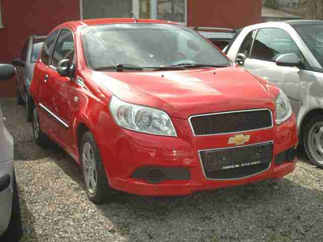 Chevrolet Aveo 1.2; aus 1 Hand, 8-fach Bereift