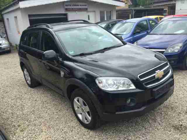 Chevrolet Captiva 2.4 2WD 7 Sitzer LS; Teilleder!; LMF!