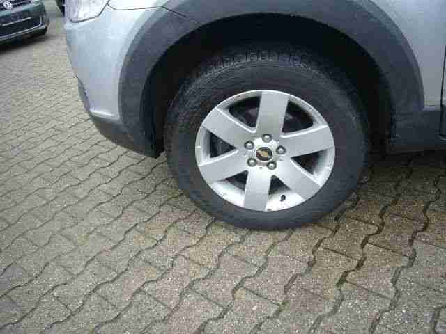Chevrolet Captiva 2.4 mit Leder, LS 2WD 5-Sitzer
