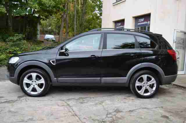 Chevrolet Captiva 3.2 LT 4WD Leder/AHK/SHZ/7Sitze/Schec