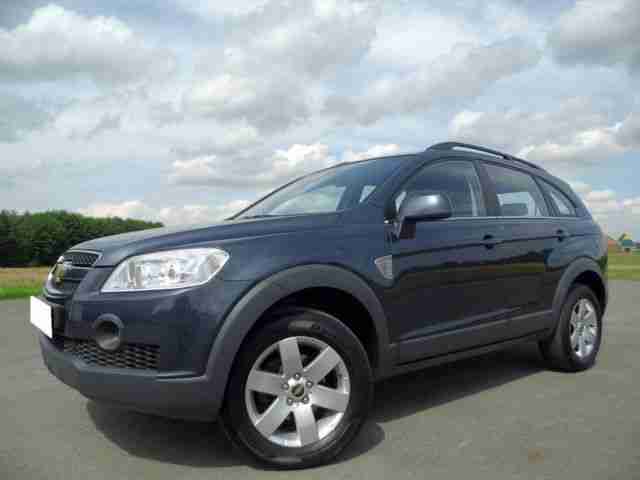 Chevrolet Captiva LT 2.0 4WD TEILLEDER, AHK, SCHECKHE