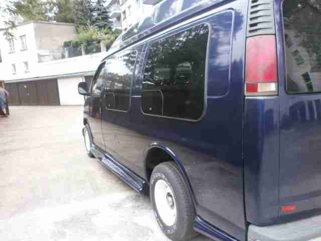 Chevrolet Chevy Van 2002 Express