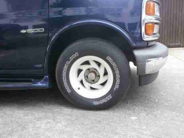 Chevrolet Chevy Van 2002 Express