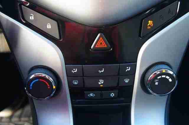 Chevrolet Cruze 1.6 Klima NAVI PDC ALU
