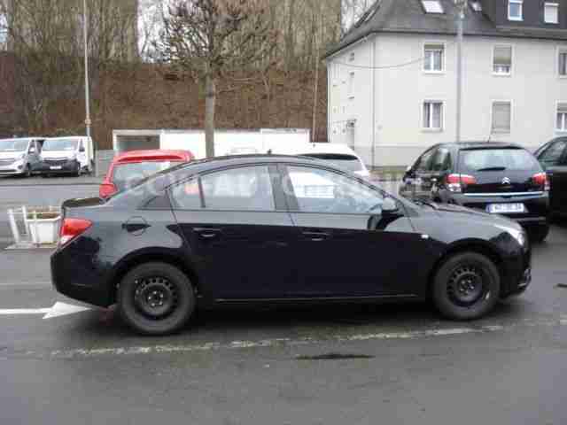 Chevrolet Cruze 1.6 LS