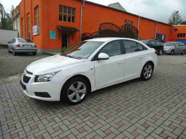 Chevrolet Cruze 1.8 LT