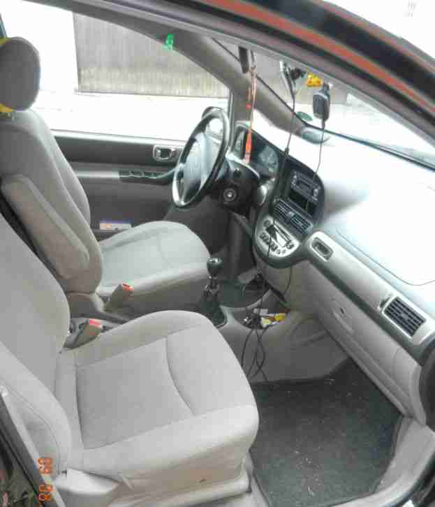 Chevrolet / Daewoo REZZO 2.0L 16V CDX