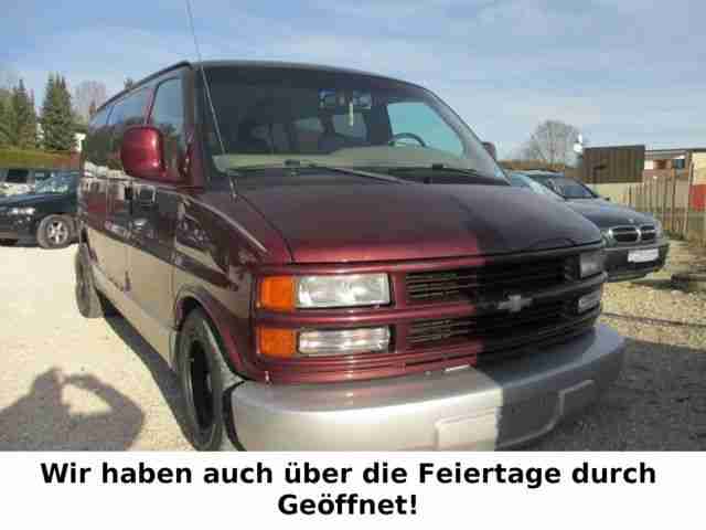 Chevrolet Express Luxury Low is a Lifestyle V.8 5, 7