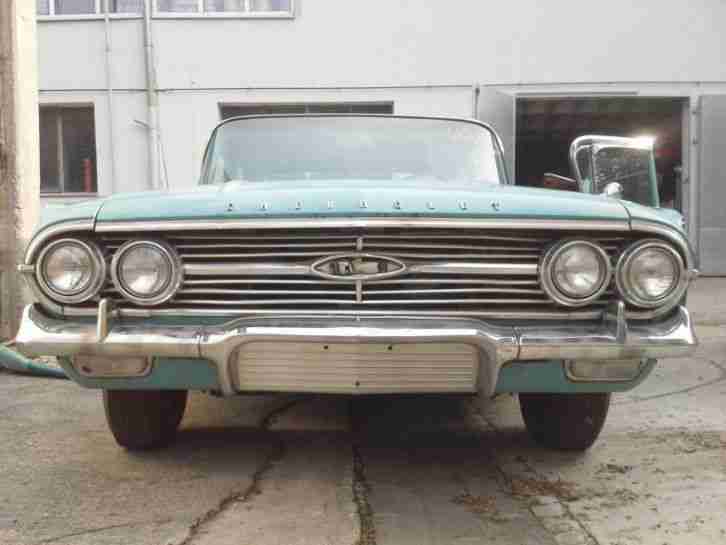 Chevrolet Impala 1960 Survivor Blau mit V8 Servo Klima