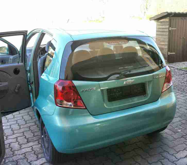 Chevrolet Kalos Daewoo Klima neue Sommerreifen Leicht Defekt