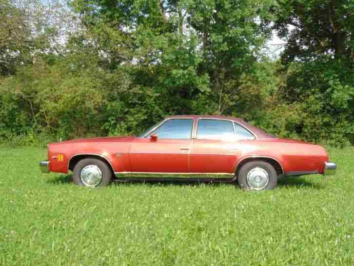 Chevrolet Malibu Classic 5, 7l V8 4 Door Sedan Hardtop