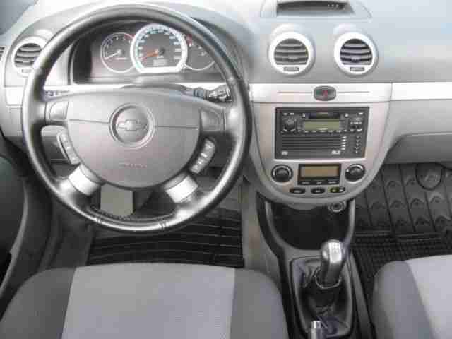 Chevrolet Nubira 2.0 CDX Kombi AHK/Alu/Klimaaut../Tempo