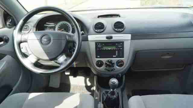 Chevrolet Nubira Caravan EX 1.6 16V