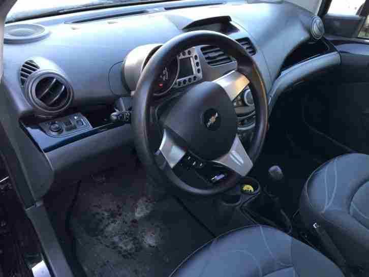 Chevrolet Spark 1.2 LS *NEUZUSTAND* wenig Kilometer, Schwarz Metallik