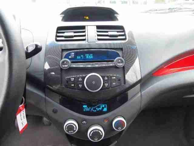 Chevrolet Spark 1.2 LT LM-Felgen Dachreling PDC
