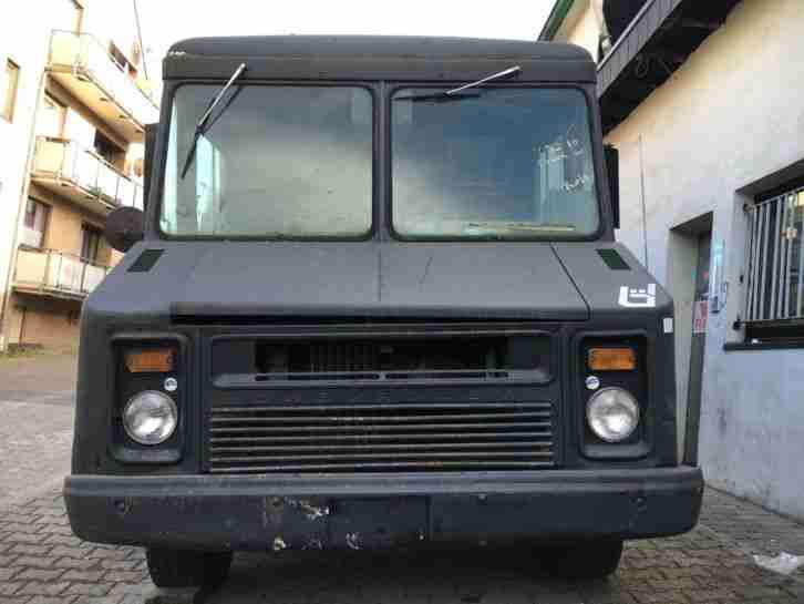Chevrolet Step VAN V8 P30 FOODTRUCK / Oldtimer