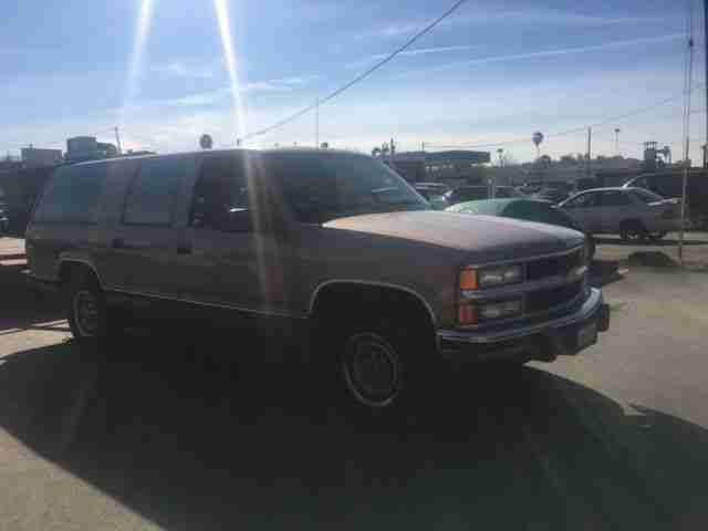 Chevrolet Suburban 2500 5,7 V8*originale Meilen*