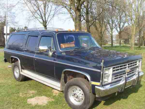 Chevrolet Suburban 4x4 6.2 TURBO diesel k30 Turbo! 1985 oldtimer SELTEN BANKS