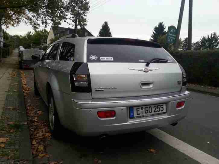 Chrysler 300 C AWD 5.7 V8 Bj. 2007 mit Winterreifen und Garantie bis 10/2015