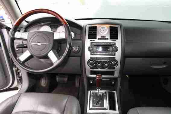 Chrysler 300 C Allrad Kombi vollverzinkt u. Edelstahl-Auspuffanlage