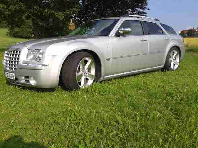 Chrysler 300 C Touring Vollausstattung 3.0 CRD Automatik