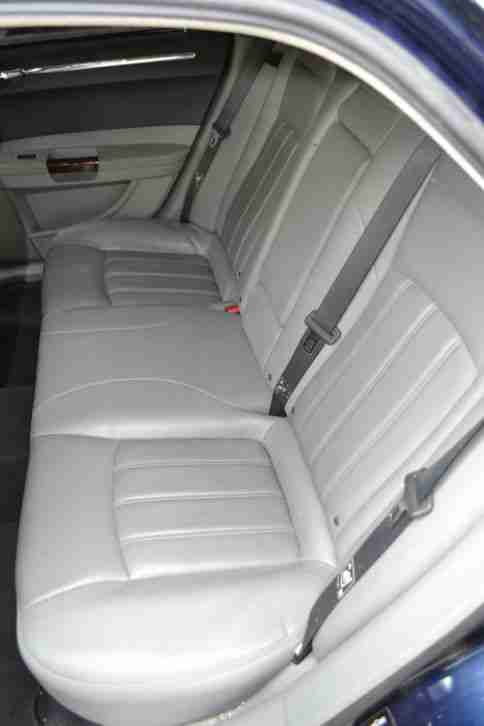 Chrysler 300C 3.0 CRD Diesel DPF AHK Neuteile Limousine zuverlässig mit Tüv TOP