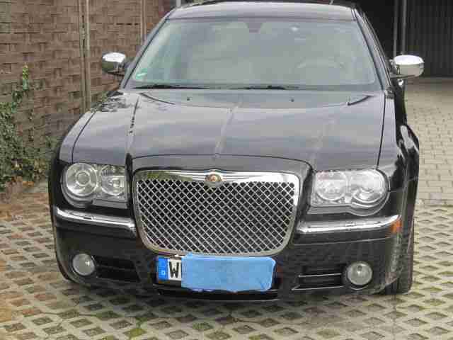 Chrysler 300C 3,5 249 PS LPG mit 90 Liter Tank ca. € 11,00/100km