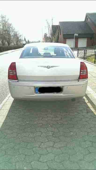 Chrysler 300C Silber Limousine 3.5 Vollausstattung Navi Leder Automatik Klima