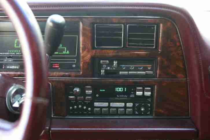 Chrysler New Yorker Fifth Avenue 1991, schwarz, 3,3 MPI