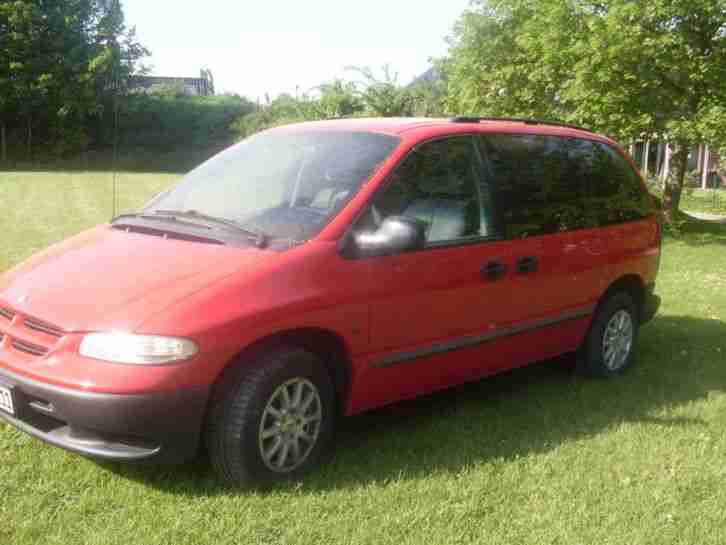 Chrysler Voyager 2.0 mit TÜV