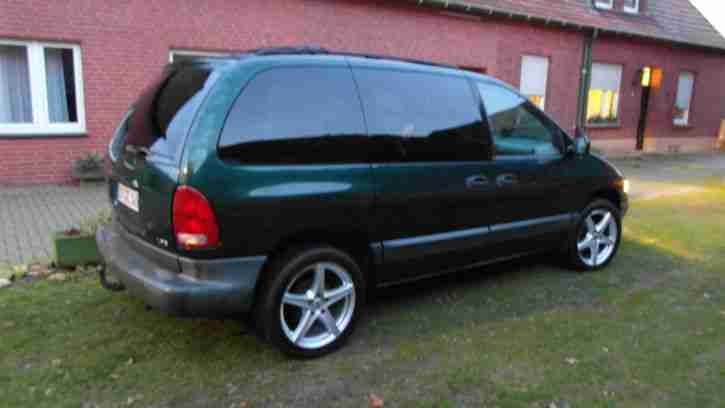 Chrysler Voyager III