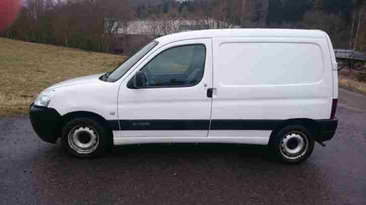 Citroen Berlingo 1,9D LKW mit AHK