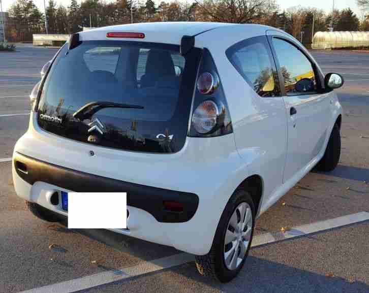 Citroën C1, Bj. 2011, 8-fach bereif, TÜV 09/18, 39 TKm, Scheckheftgepflegt