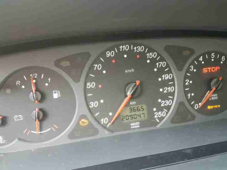 Citroen C5 3.0 V6 Schalter