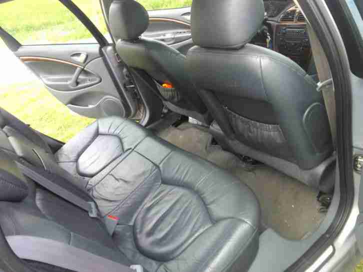 Citroën C5 Kombi 2.2 HDI Exclusive - Automatik Leder Xenon TÜV 04/2017
