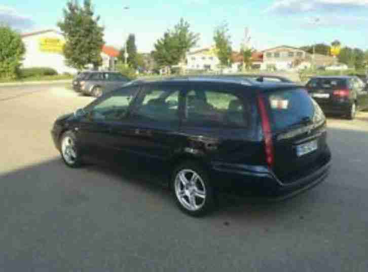 Citroen C5 Kombi exclusive Leder Klima u.s.w. Lieferung möglich.